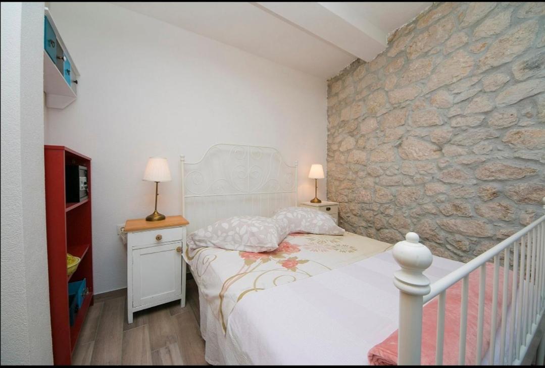 Mala Cele Apartment พอดโกรา ภายนอก รูปภาพ