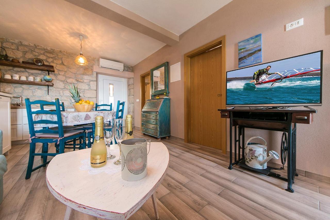 Mala Cele Apartment พอดโกรา ภายนอก รูปภาพ